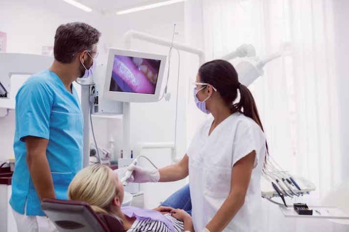 Best Dental Care Center in Shastri Nagar
